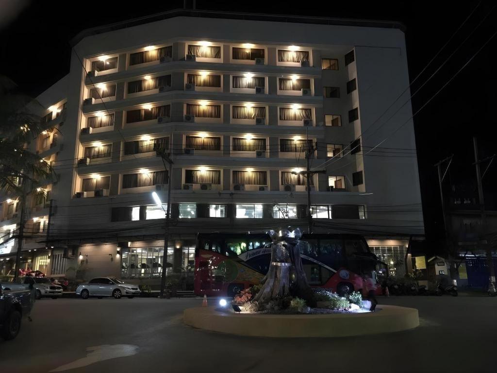 Thai Hotel Krabi town Exteriör bild