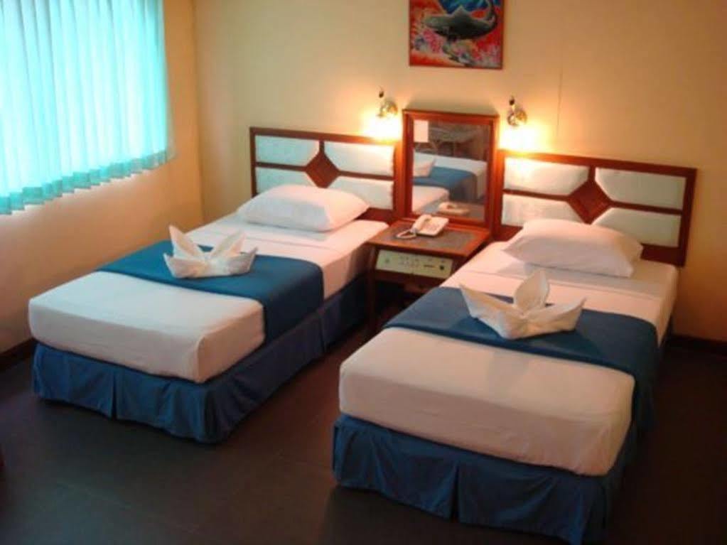 Thai Hotel Krabi town Exteriör bild