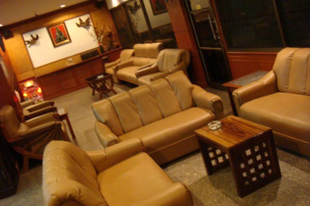 Thai Hotel Krabi town Exteriör bild